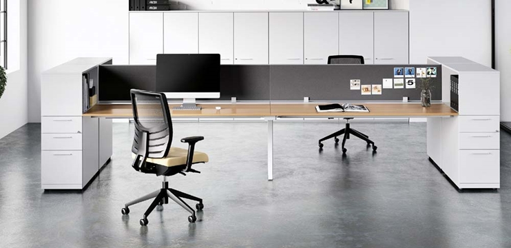 Bench con cassettiere e contenitori laterali