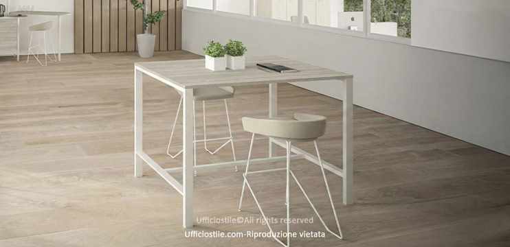 Tavolo cm. 140x80 - altezza cm. 108,5