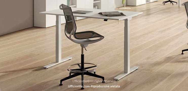 Scrivania cm. 180 elevabile in altezza ( h. 126,5 max)