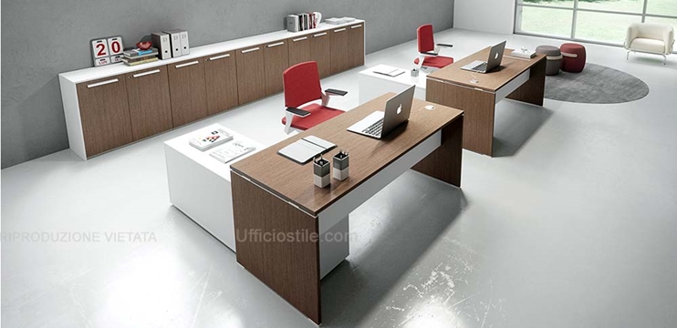 Meeting table cm. 200 with different finish combination