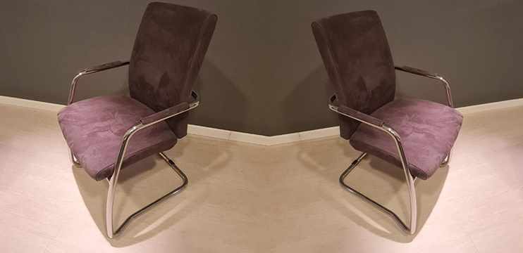 Fixed seat with chrome frame END EXPO