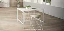 Table 140 × 80 cm – height 108.5 cm