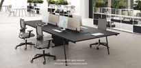 Tavolo bench con frontal panel