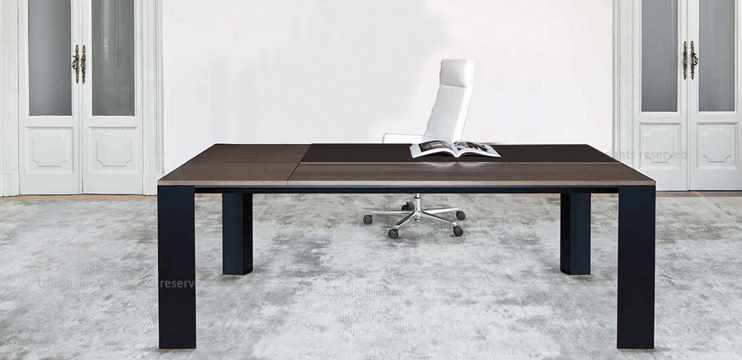 Desk cm.140 with chest of drawers End Rental
