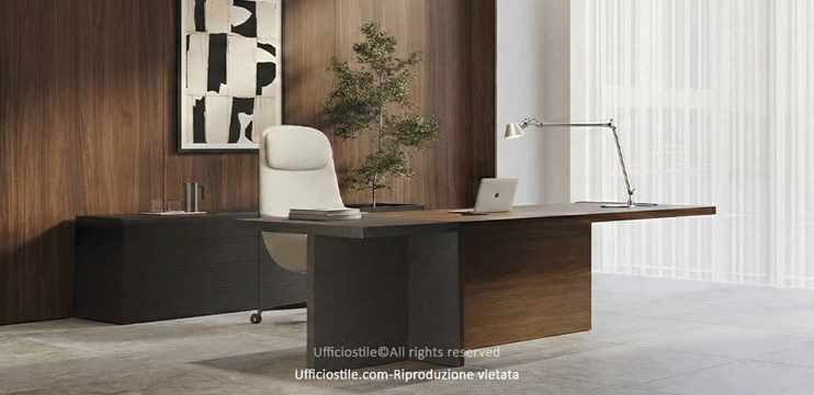 Scrivania con consolle e madia