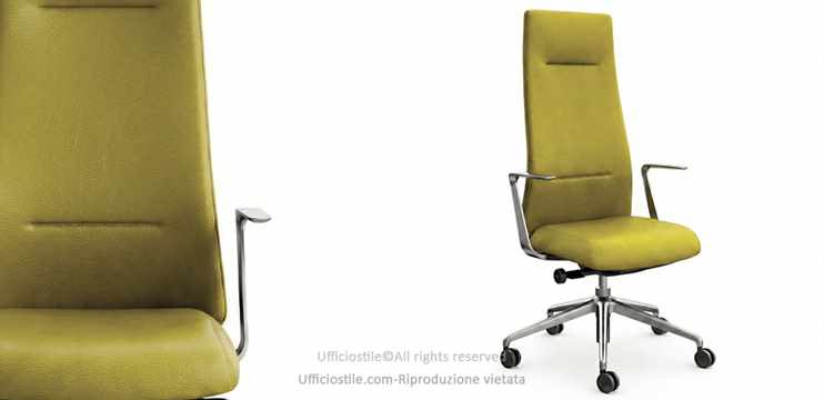 Poltrona ecopelle direzionale con braccioli fissi